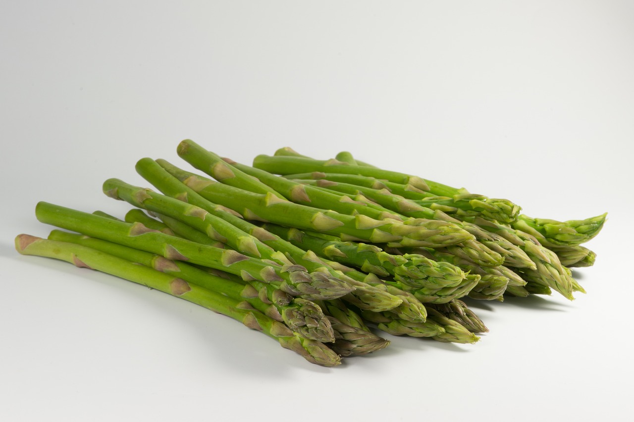 asparagus, green, vegetable-700153.jpg